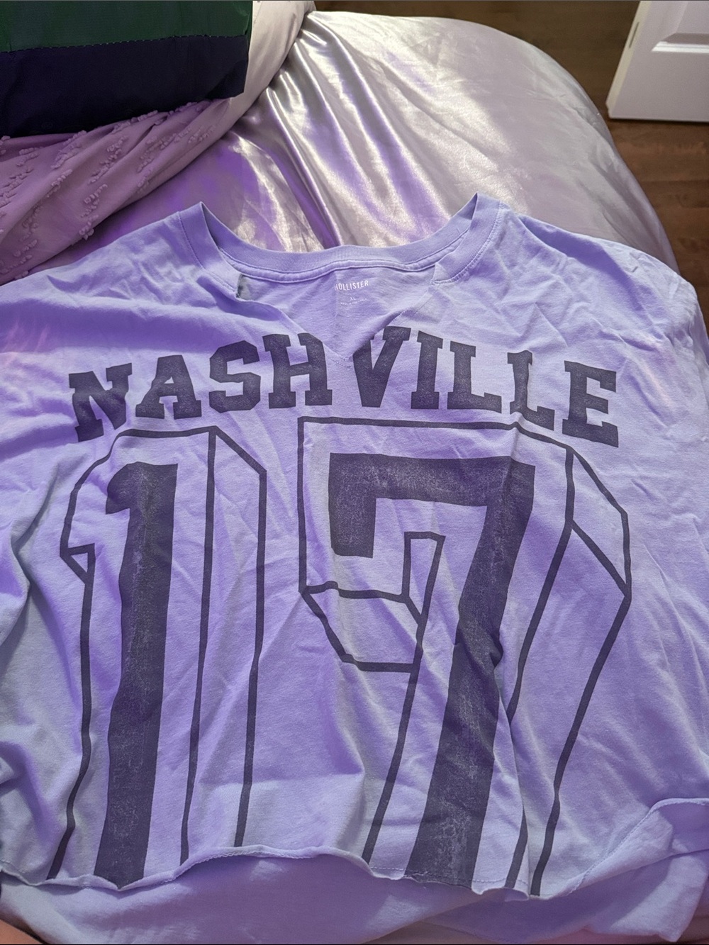 Hollister Nashville tee